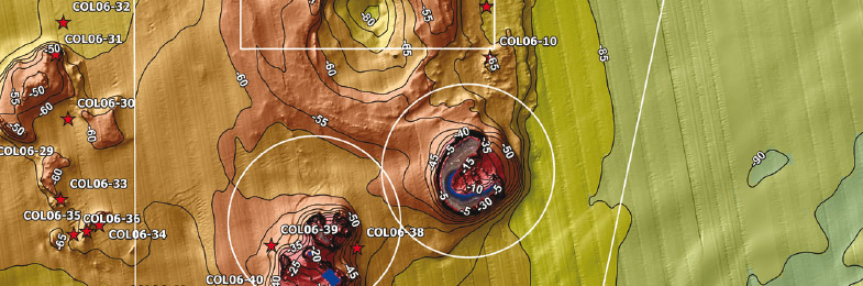 Mapa con cotas de altitud destacadas a color