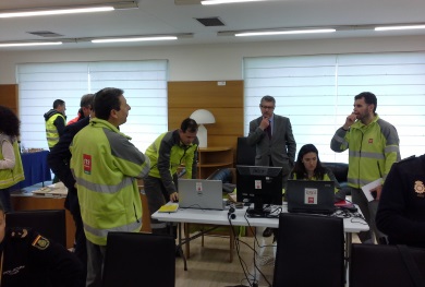 Simulacro de accidente aéreo en el aeropuerto de Sevilla